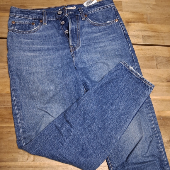 Levi's High Rise Blue Jeans - Picture 3 of 5